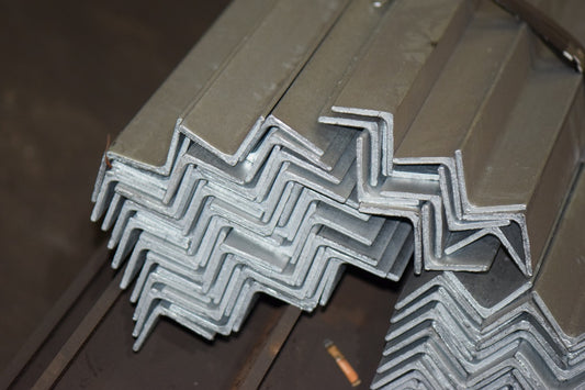 B&T Metall Stahl Winkel 40x40x4 mm in Längen à 500 mm 0/-3 mm S235 (1.0038 ST37 B&T Metall Stahl Winkel 40x40x4 mm in Längen à 500 mm 0/-3 mm S235 (1.0038 ST37